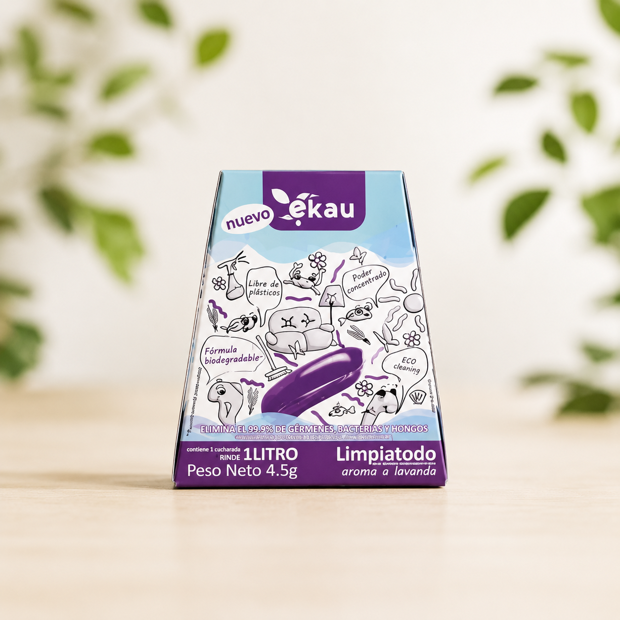 Close-up de tarjeta premium con stamping dorado y relieve